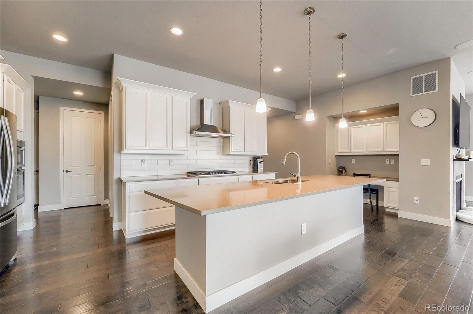 MLS Image #4 for 17490 w 94th drive,arvada, Colorado