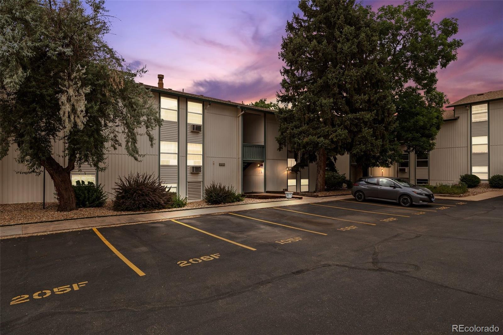 MLS Image #1 for 2120 s vaughn way,aurora, Colorado