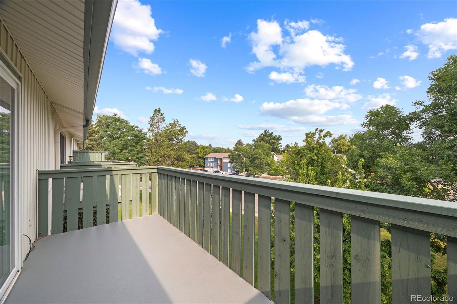 MLS Image #19 for 2120 s vaughn way,aurora, Colorado