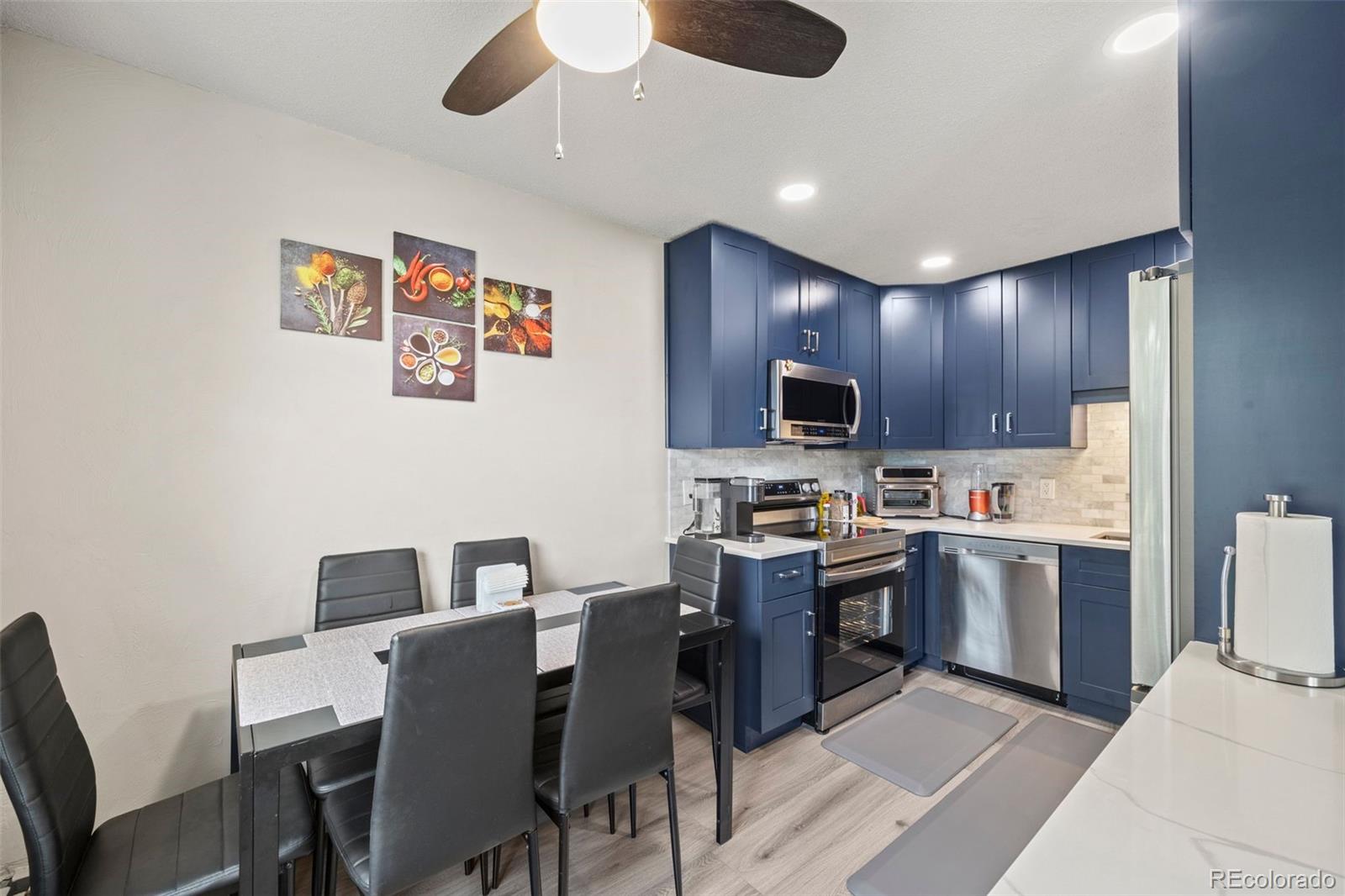 MLS Image #6 for 2120 s vaughn way,aurora, Colorado