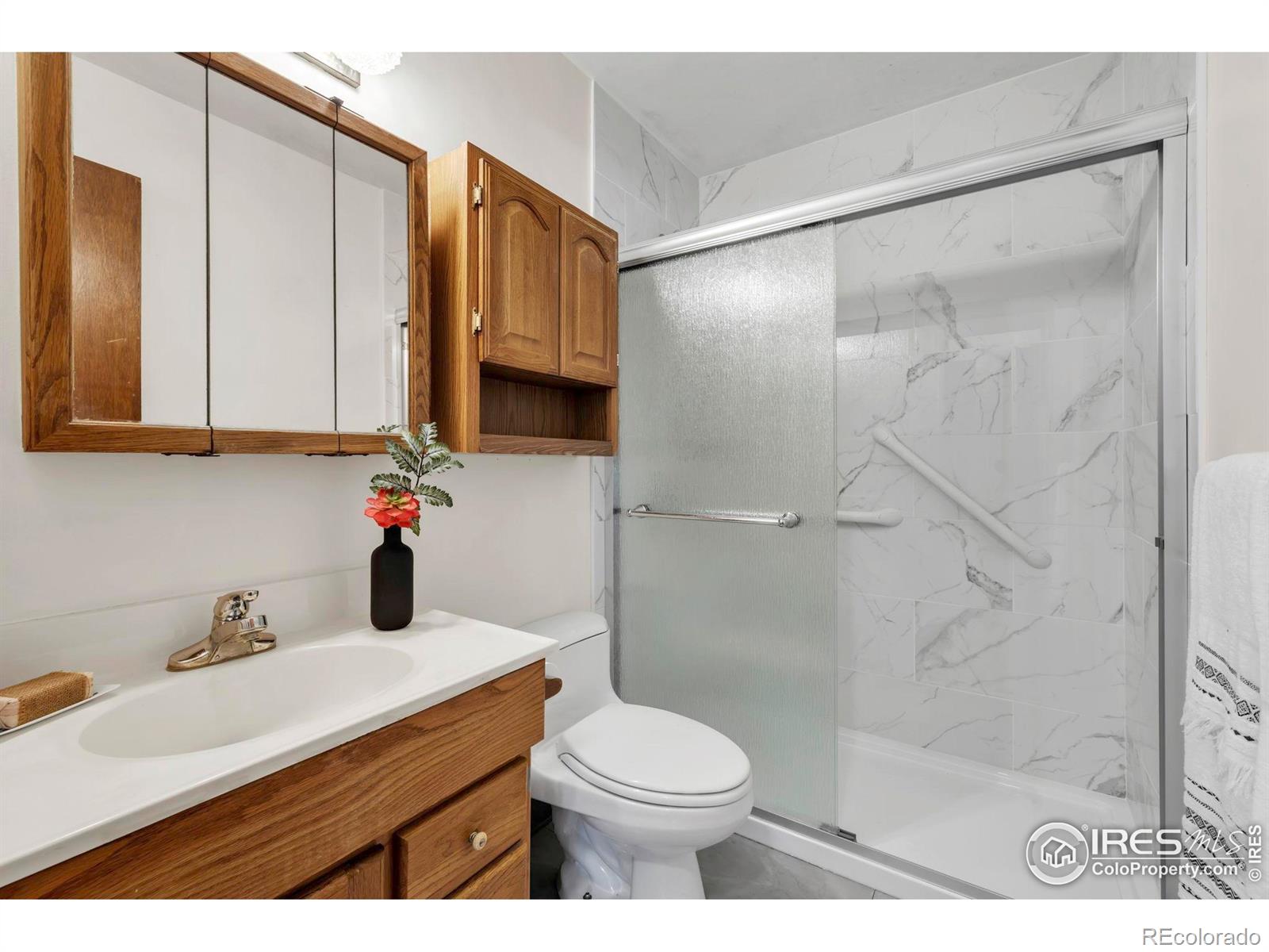MLS Image #12 for 7050  warren drive,denver, Colorado