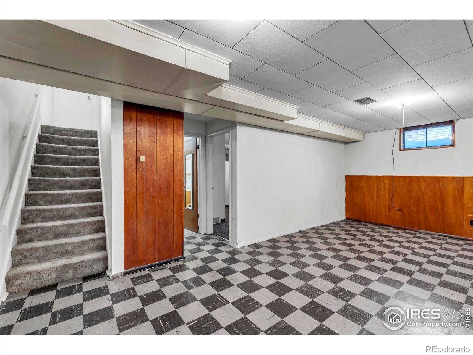 MLS Image #14 for 7050  warren drive,denver, Colorado
