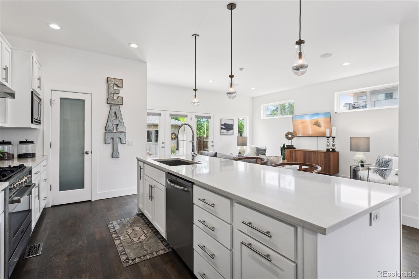 MLS Image #18 for 3285 w 21st avenue,denver, Colorado