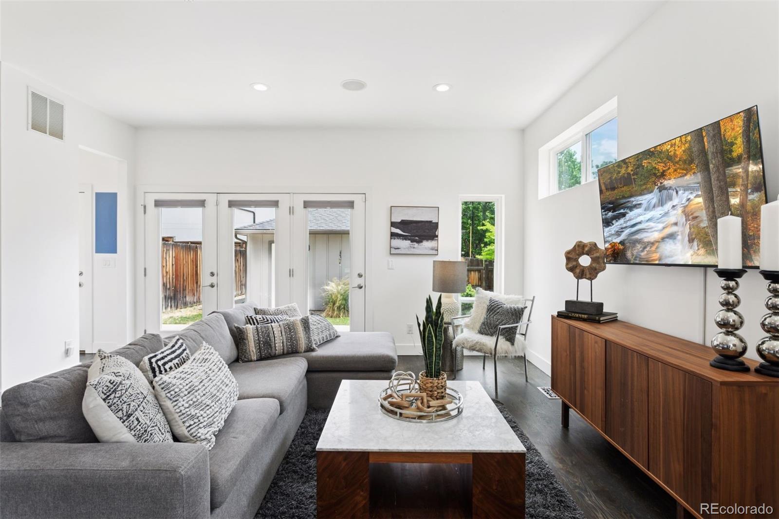 MLS Image #21 for 3285 w 21st avenue,denver, Colorado