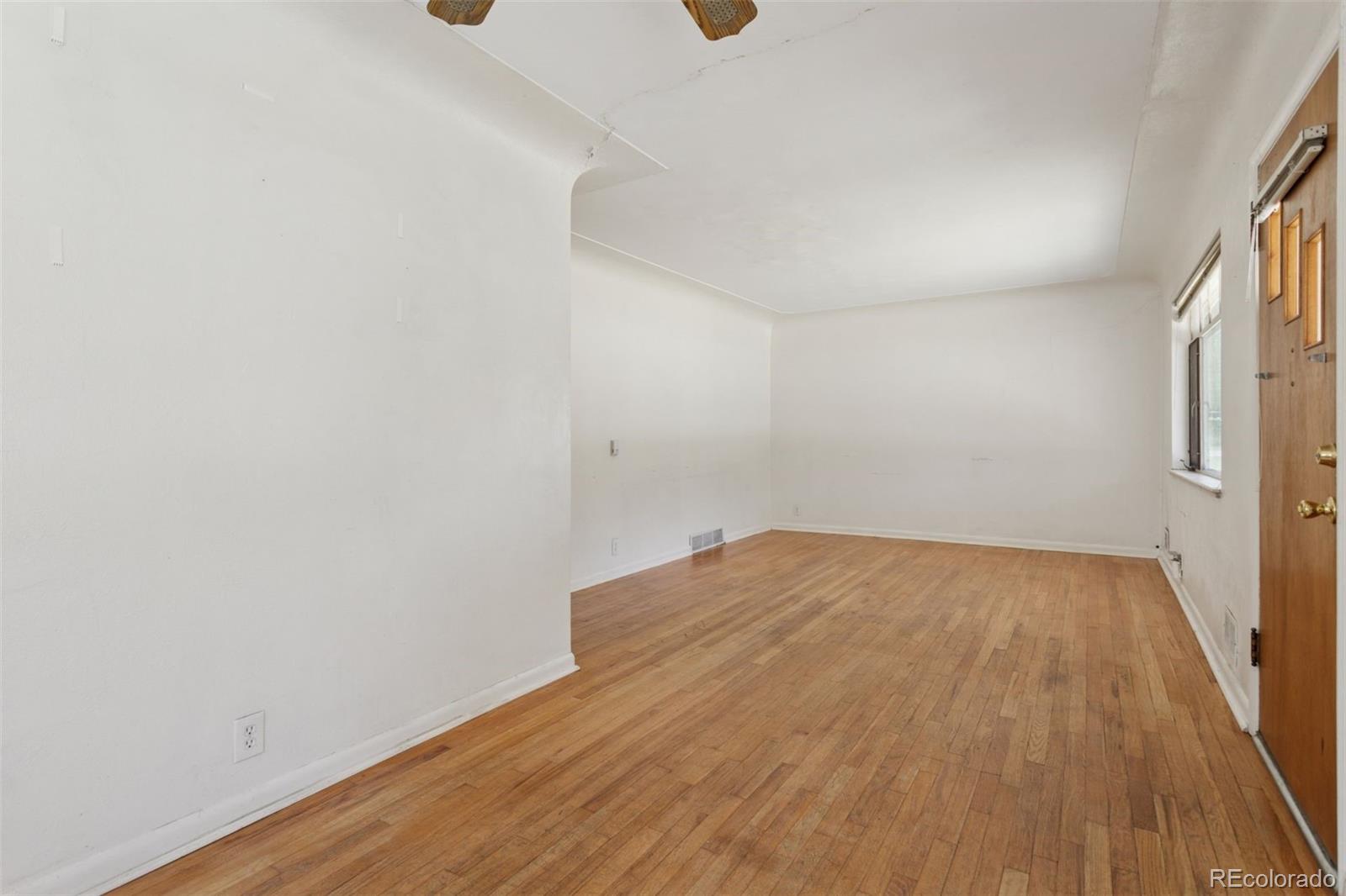 MLS Image #10 for 1585 s university boulevard,denver, Colorado