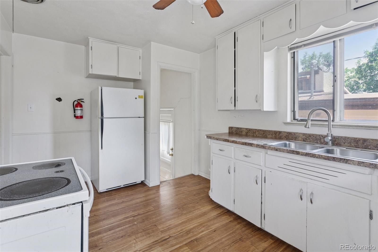 MLS Image #15 for 1585 s university boulevard,denver, Colorado