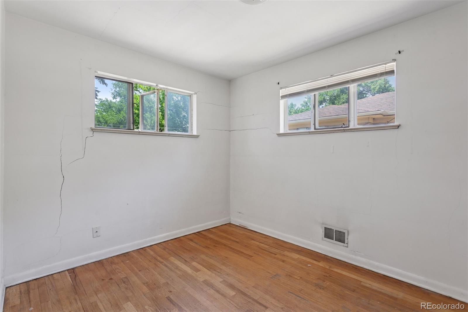 MLS Image #24 for 1585 s university boulevard,denver, Colorado