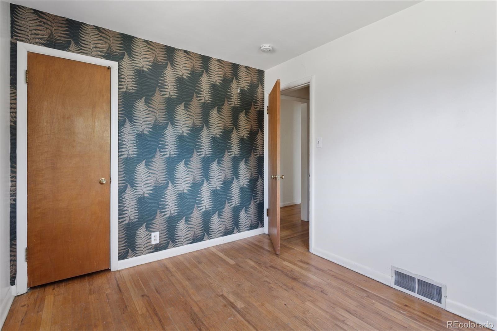 MLS Image #25 for 1585 s university boulevard,denver, Colorado