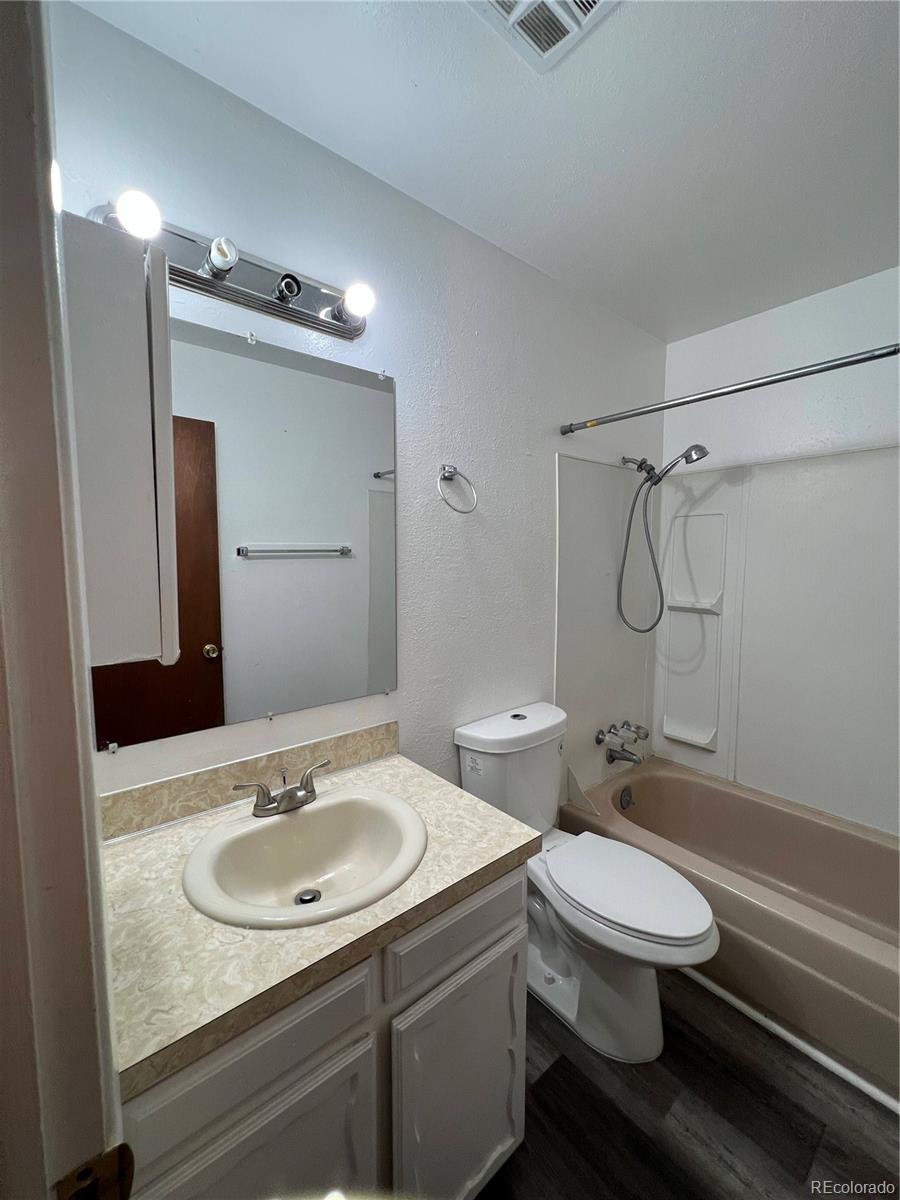 MLS Image #19 for 11812 e alaska avenue,aurora, Colorado
