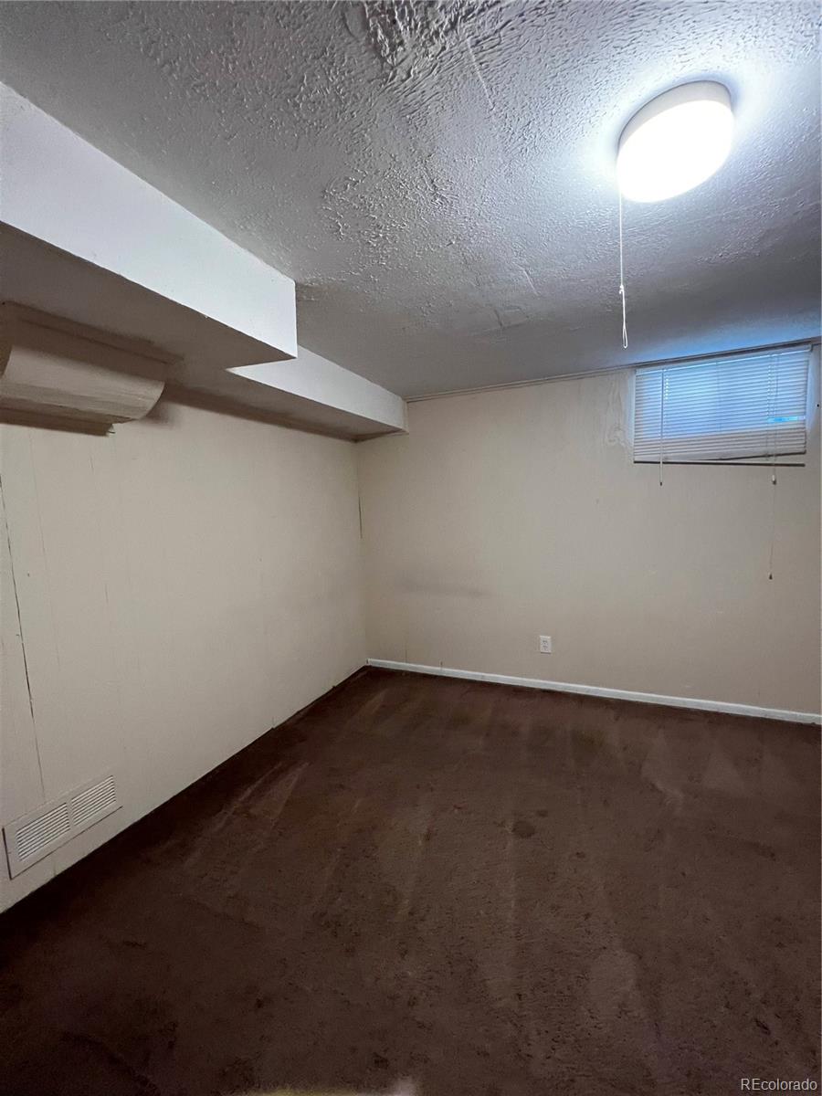 MLS Image #26 for 11812 e alaska avenue,aurora, Colorado