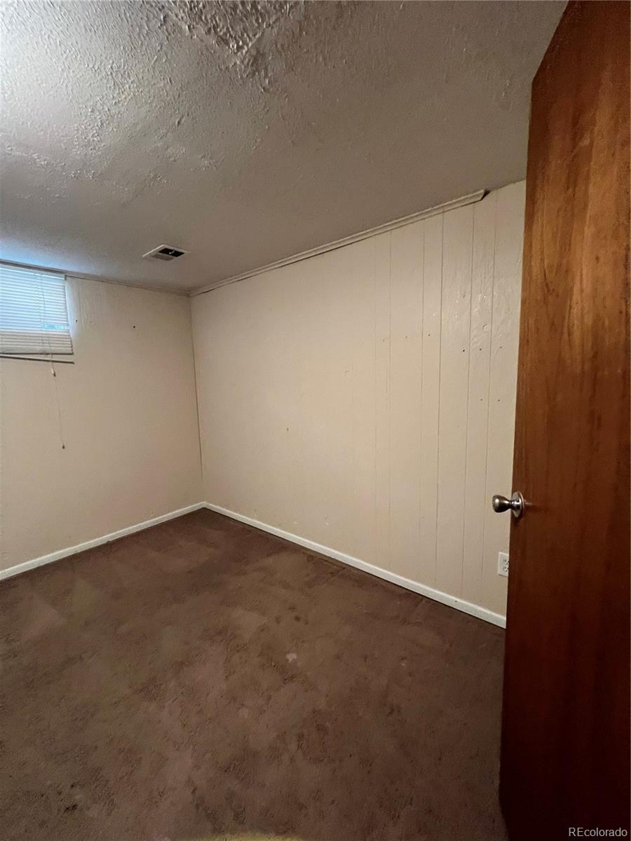MLS Image #27 for 11812 e alaska avenue,aurora, Colorado