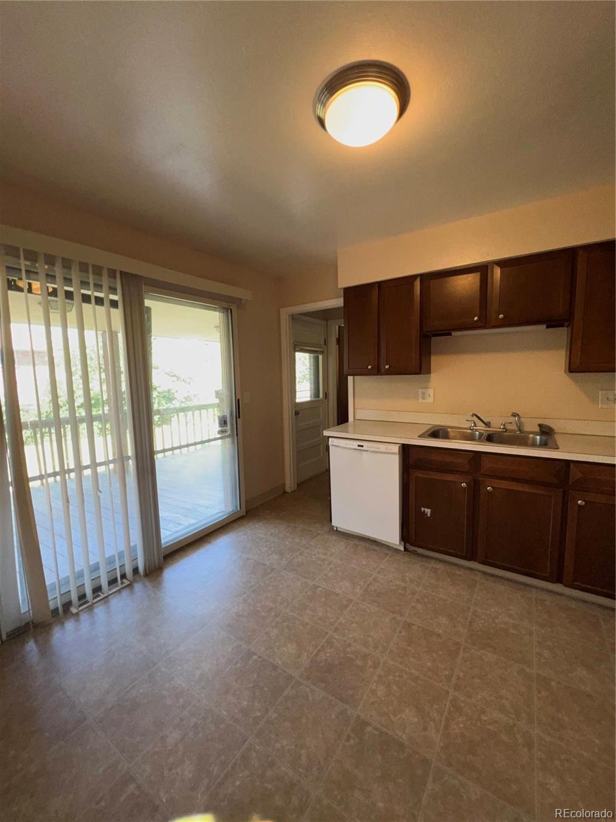 MLS Image #9 for 11812 e alaska avenue,aurora, Colorado