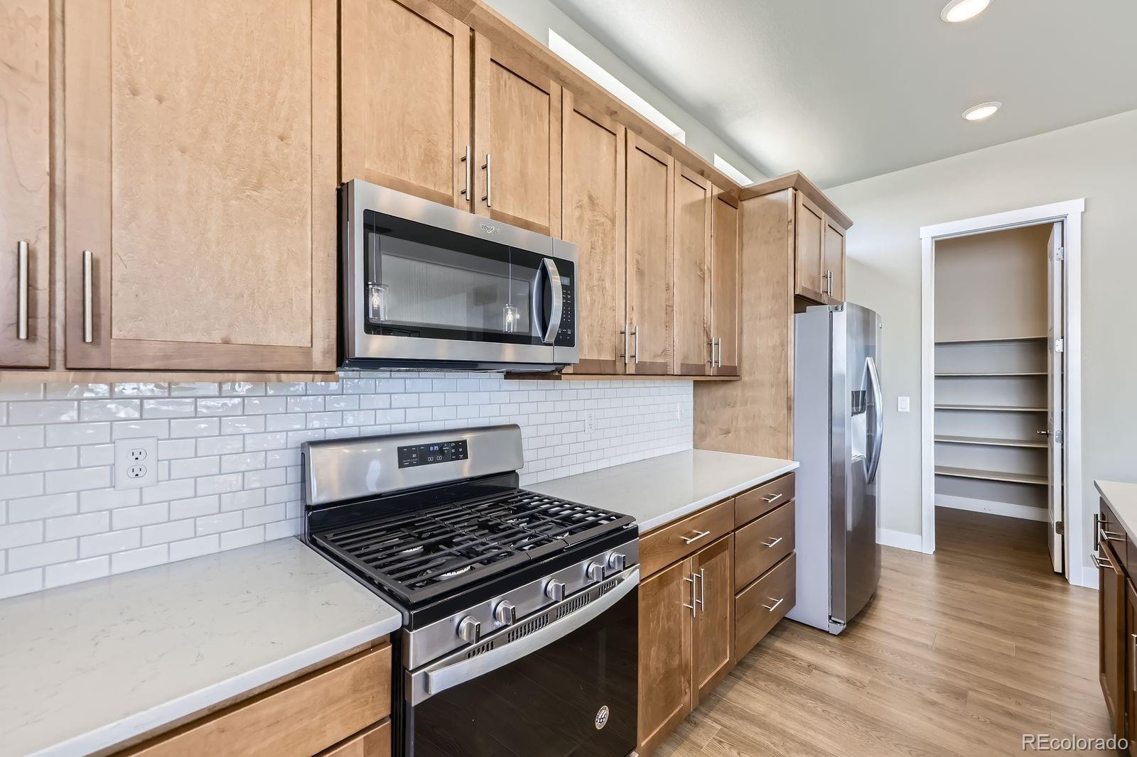 MLS Image #11 for 9436 e 57h avenue ,denver, Colorado