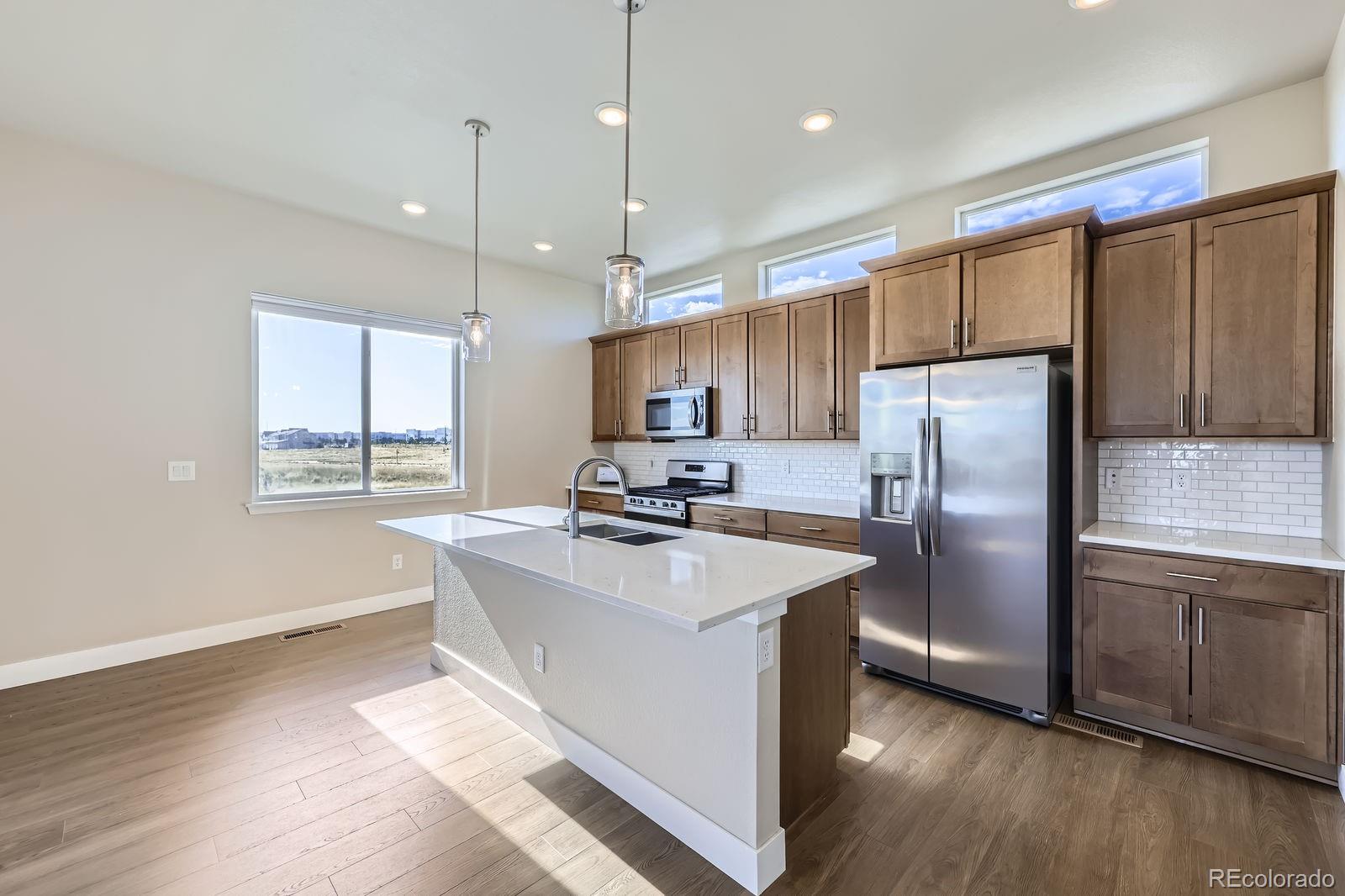 MLS Image #8 for 9436 e 57h avenue ,denver, Colorado