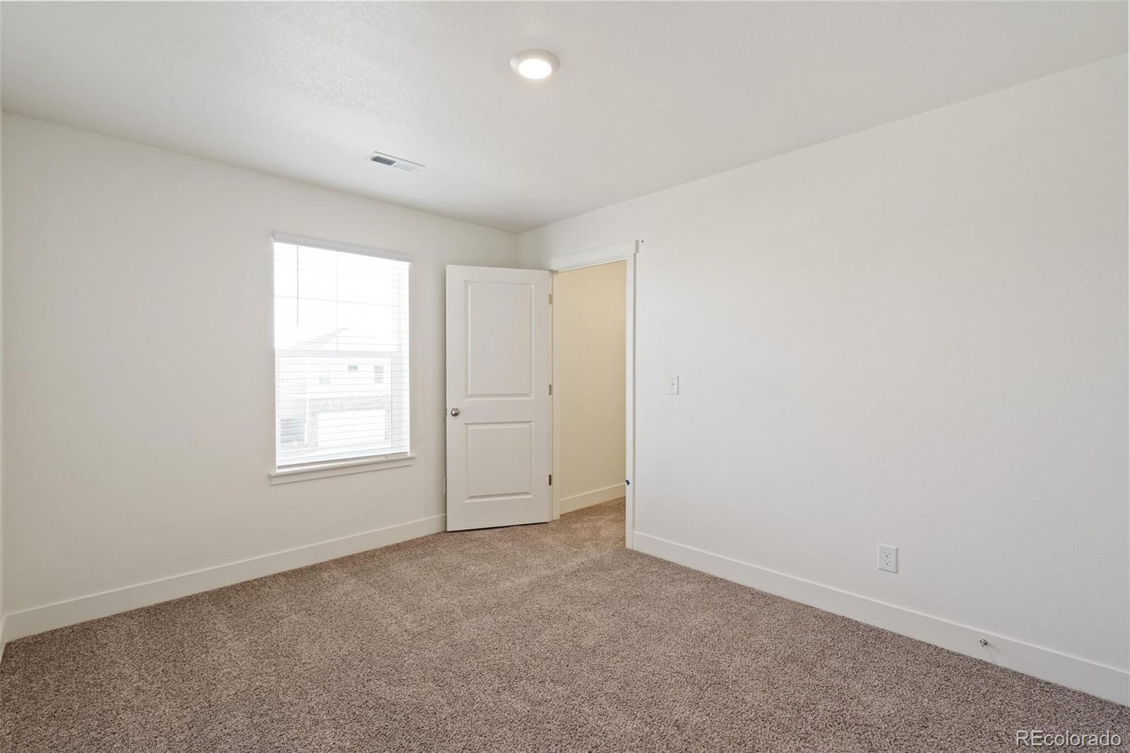 MLS Image #23 for 4868  lynxes way,johnstown, Colorado