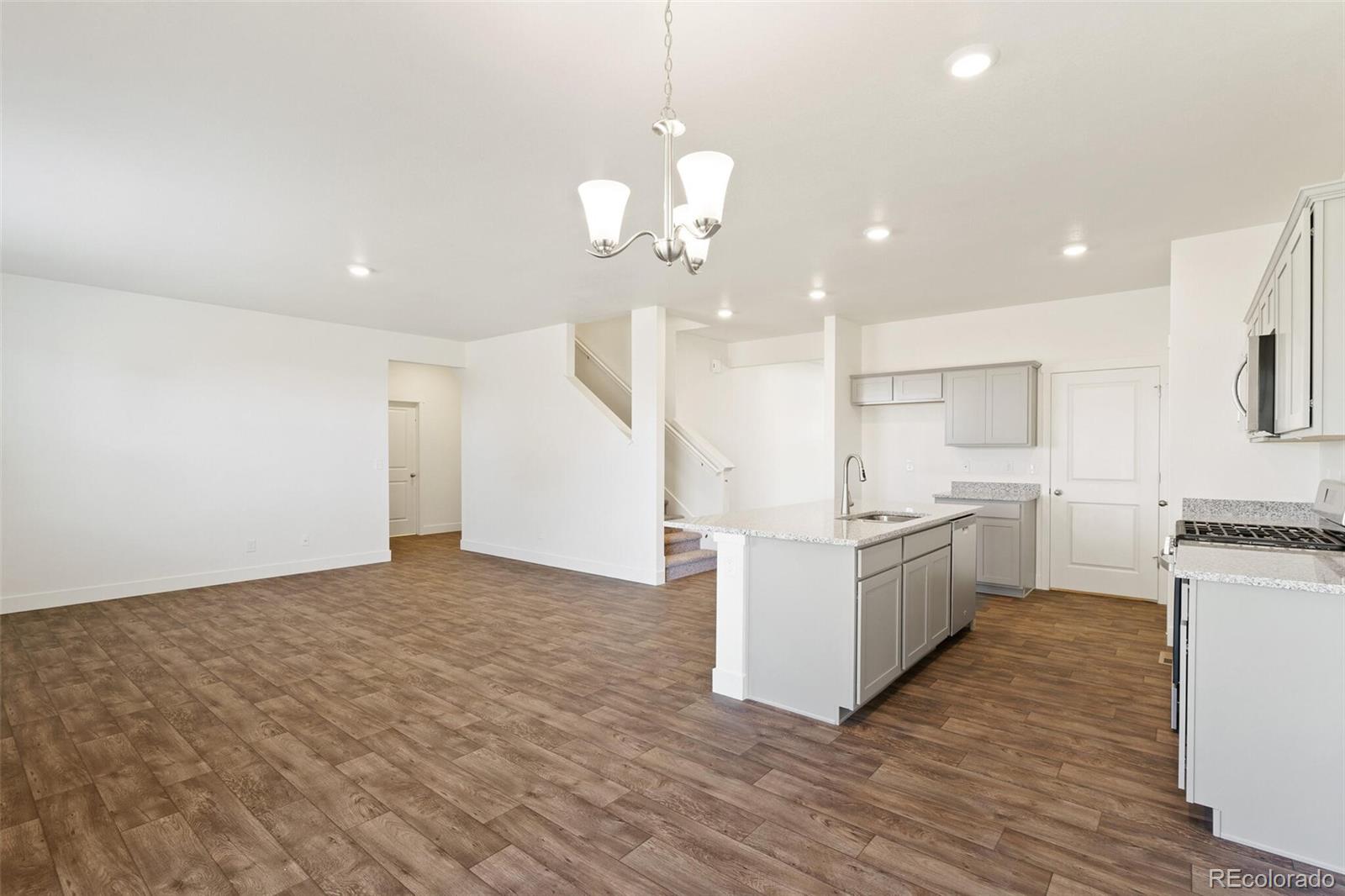 MLS Image #3 for 4868  lynxes way,johnstown, Colorado