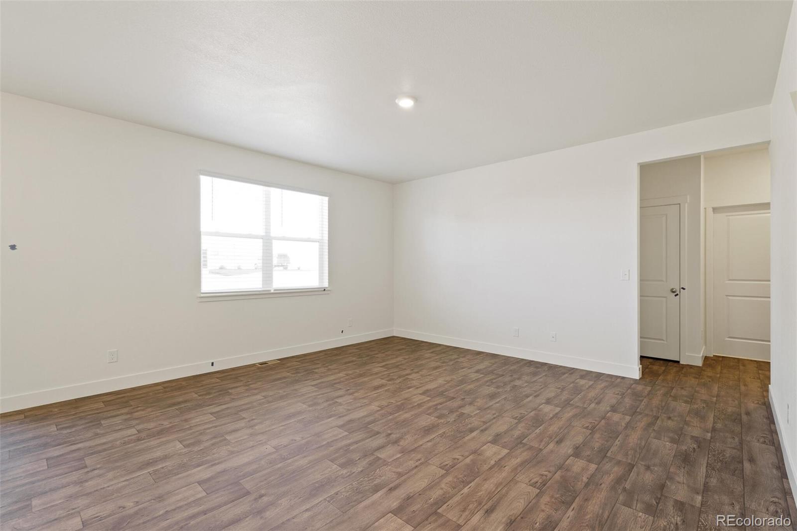 MLS Image #5 for 4868  lynxes way,johnstown, Colorado