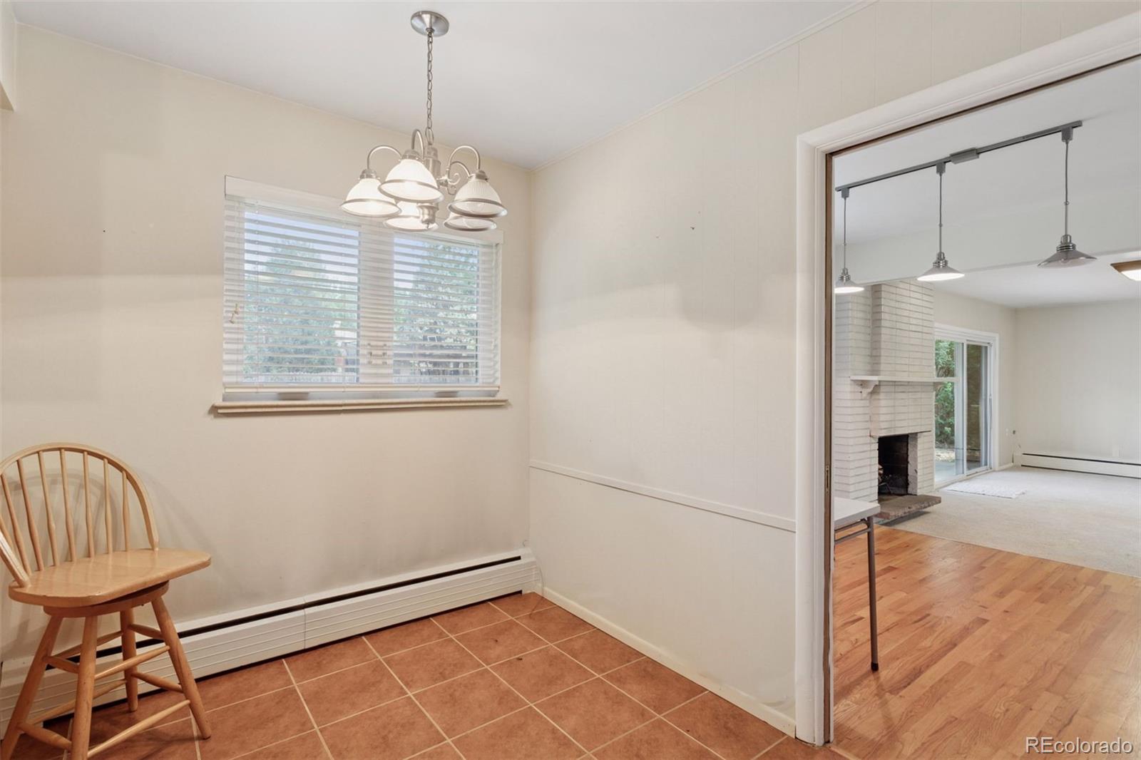 MLS Image #20 for 3030 s university boulevard,denver, Colorado