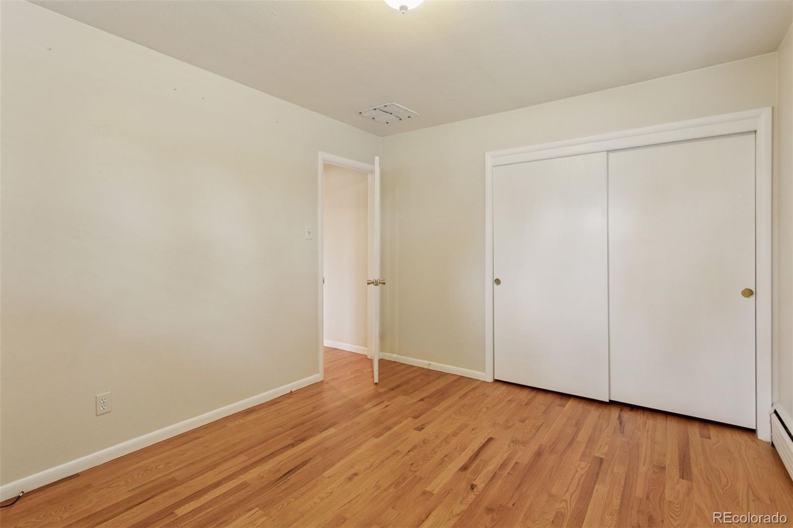 MLS Image #26 for 3030 s university boulevard,denver, Colorado