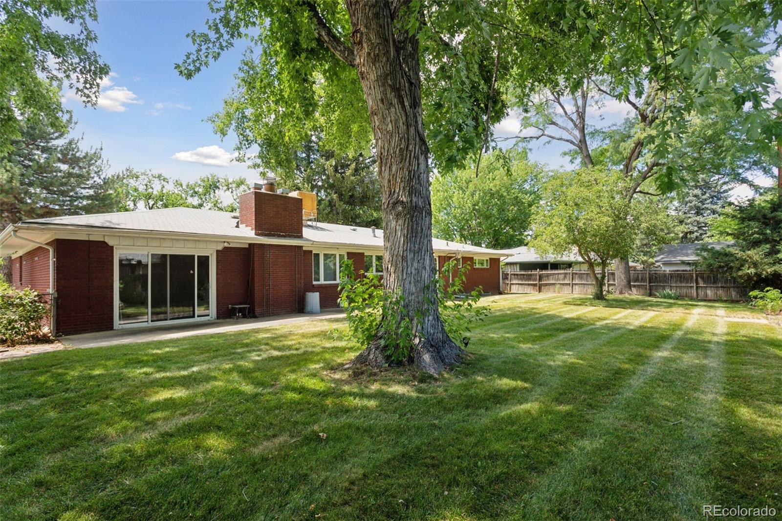 MLS Image #36 for 3030 s university boulevard,denver, Colorado