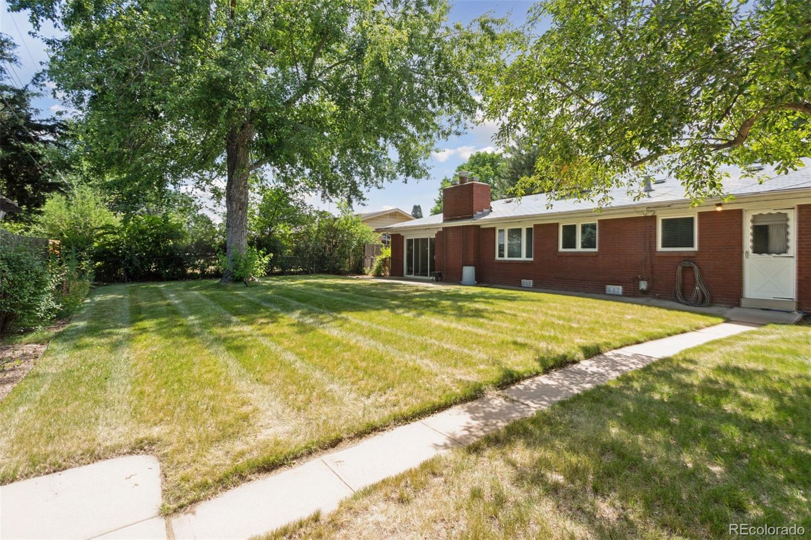 MLS Image #37 for 3030 s university boulevard,denver, Colorado