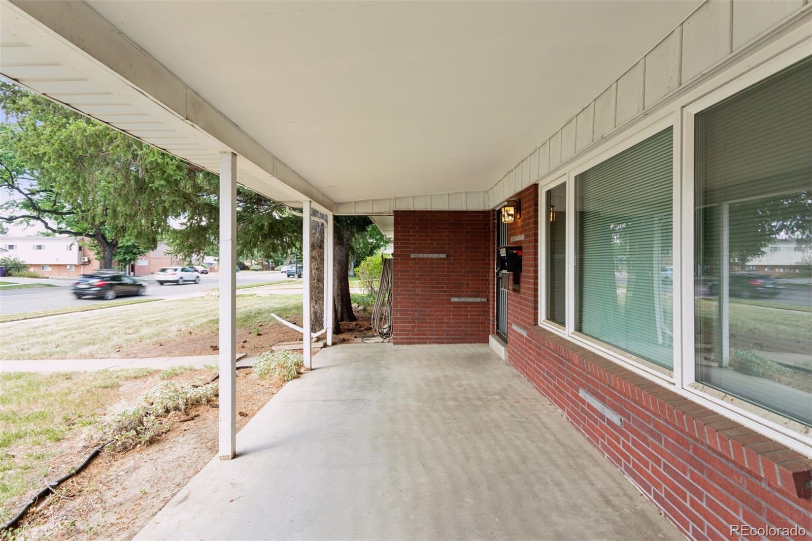 MLS Image #4 for 3030 s university boulevard,denver, Colorado