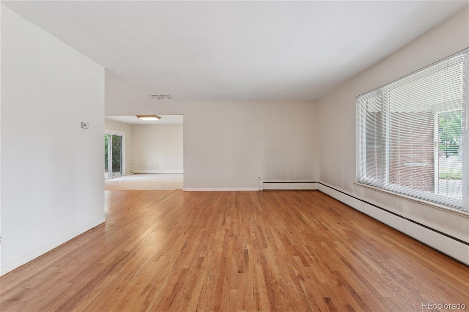 MLS Image #9 for 3030 s university boulevard,denver, Colorado