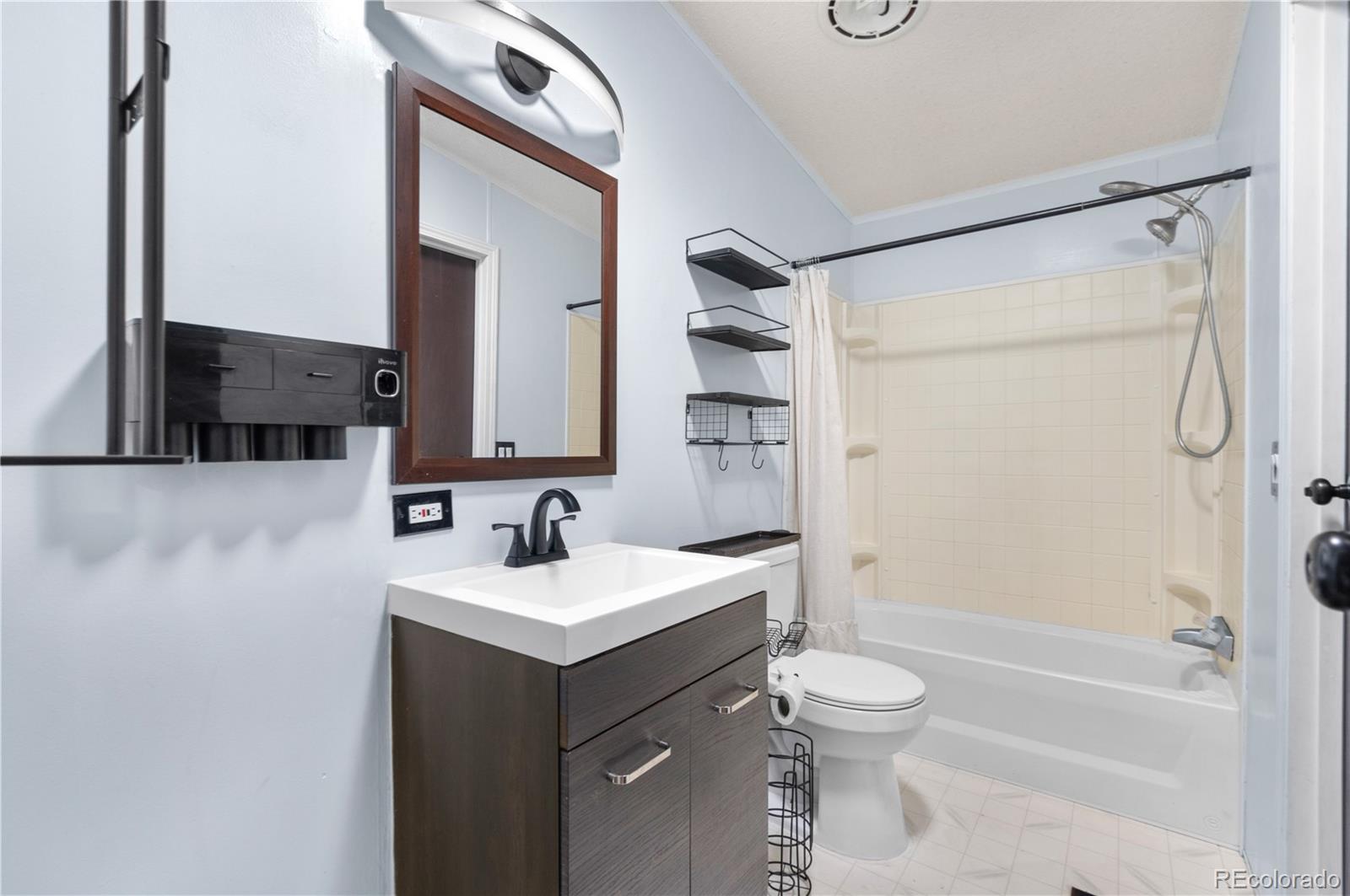 MLS Image #19 for 303  becky street,wiggins, Colorado