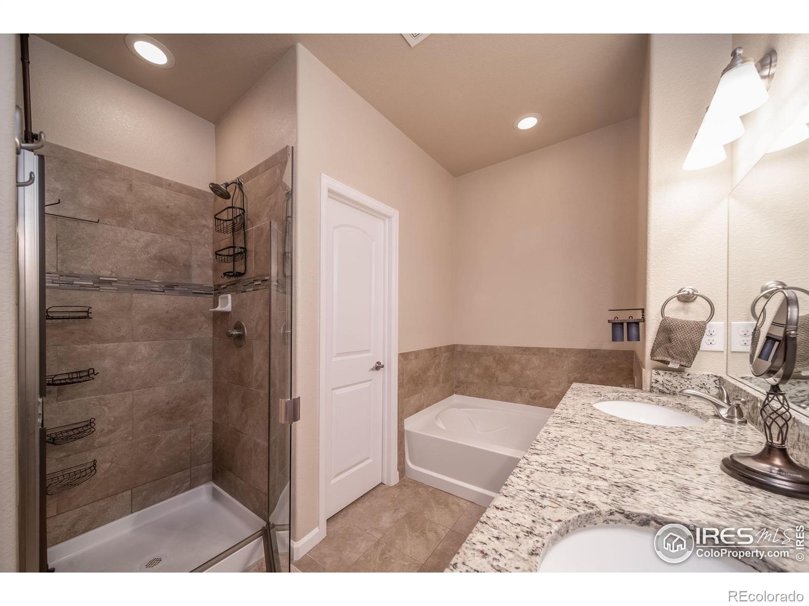 MLS Image #12 for 11250  florence street,commerce city, Colorado