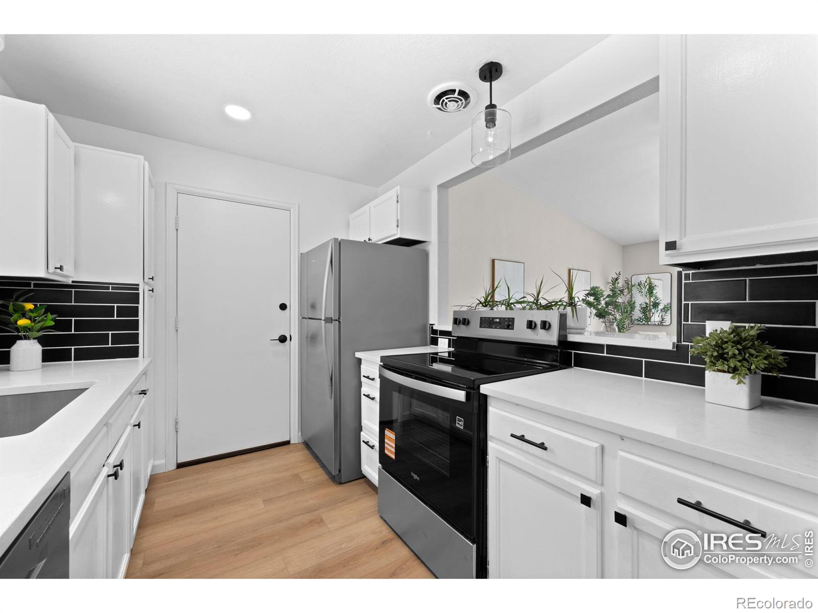 MLS Image #9 for 238 s buchanan avenue,louisville, Colorado
