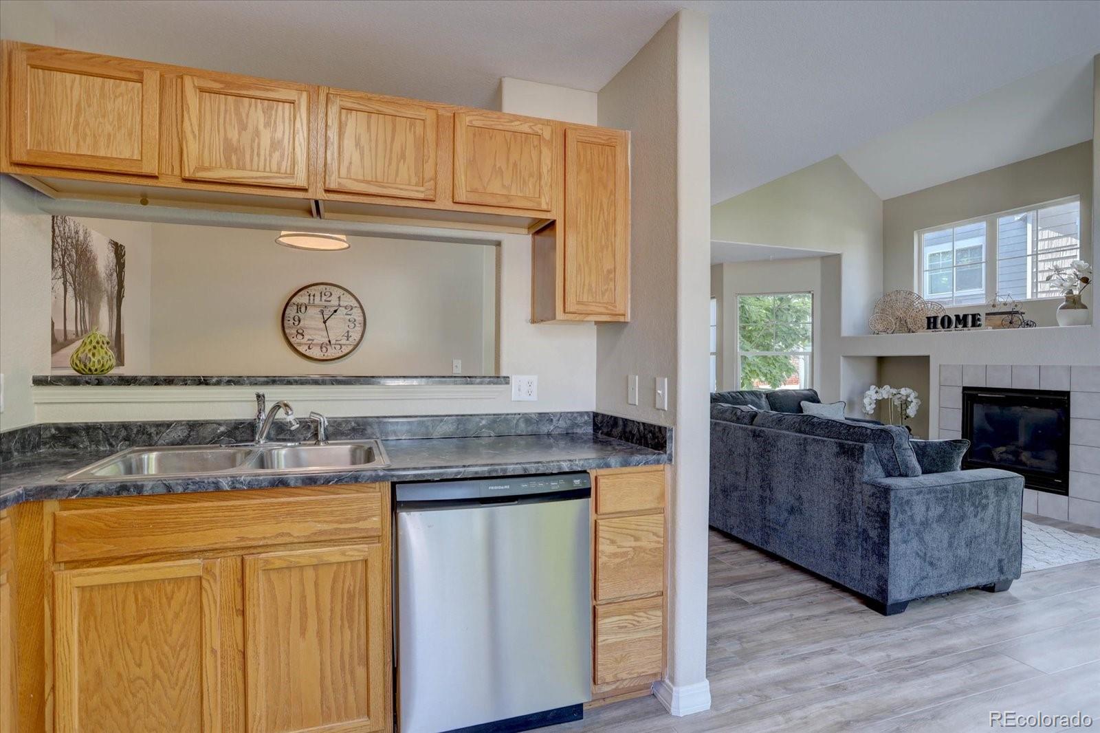 MLS Image #11 for 12812  jasmine street,thornton, Colorado
