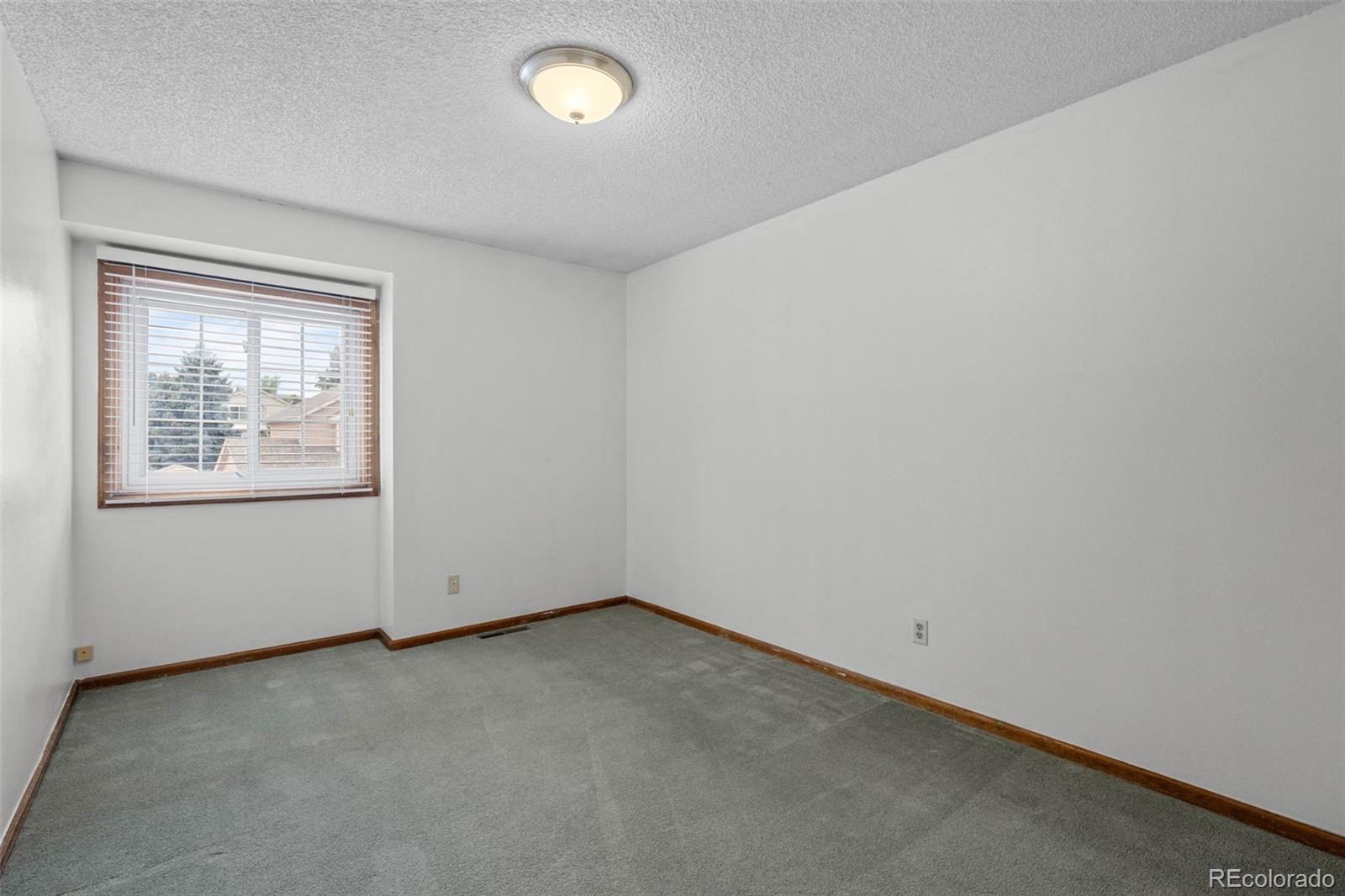 MLS Image #11 for 19477 e greenwood place,aurora, Colorado