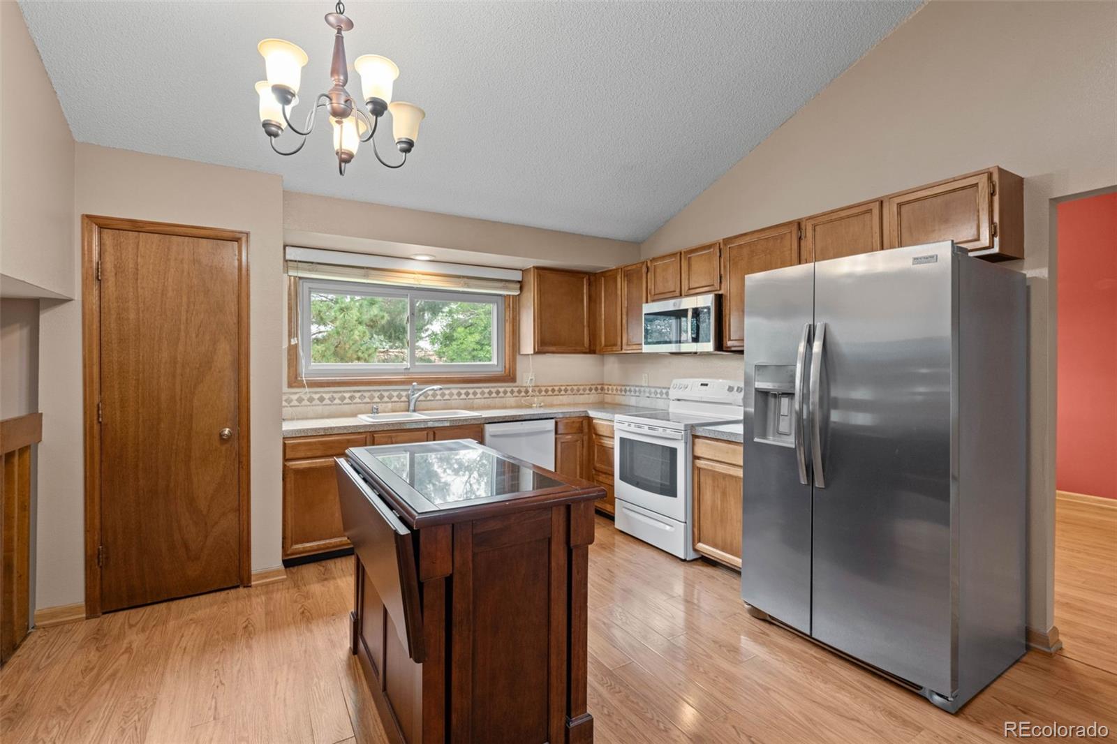 MLS Image #6 for 19477 e greenwood place,aurora, Colorado