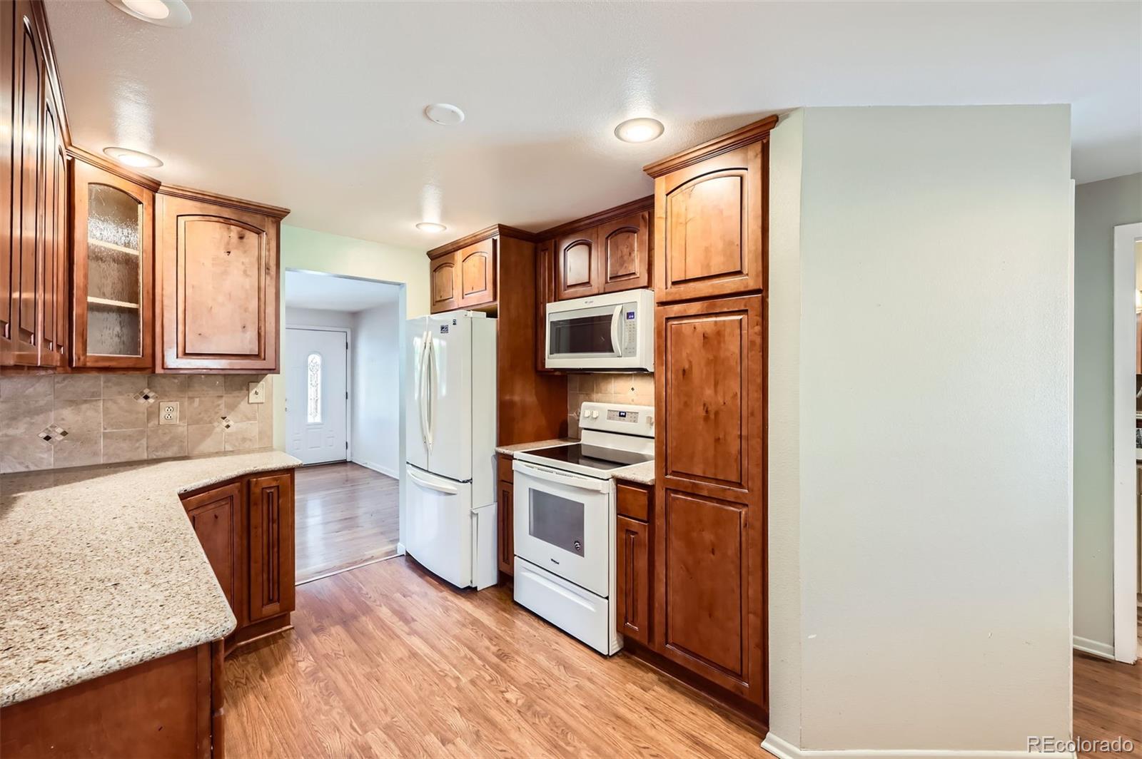 MLS Image #4 for 2106  princeton way,colorado springs, Colorado