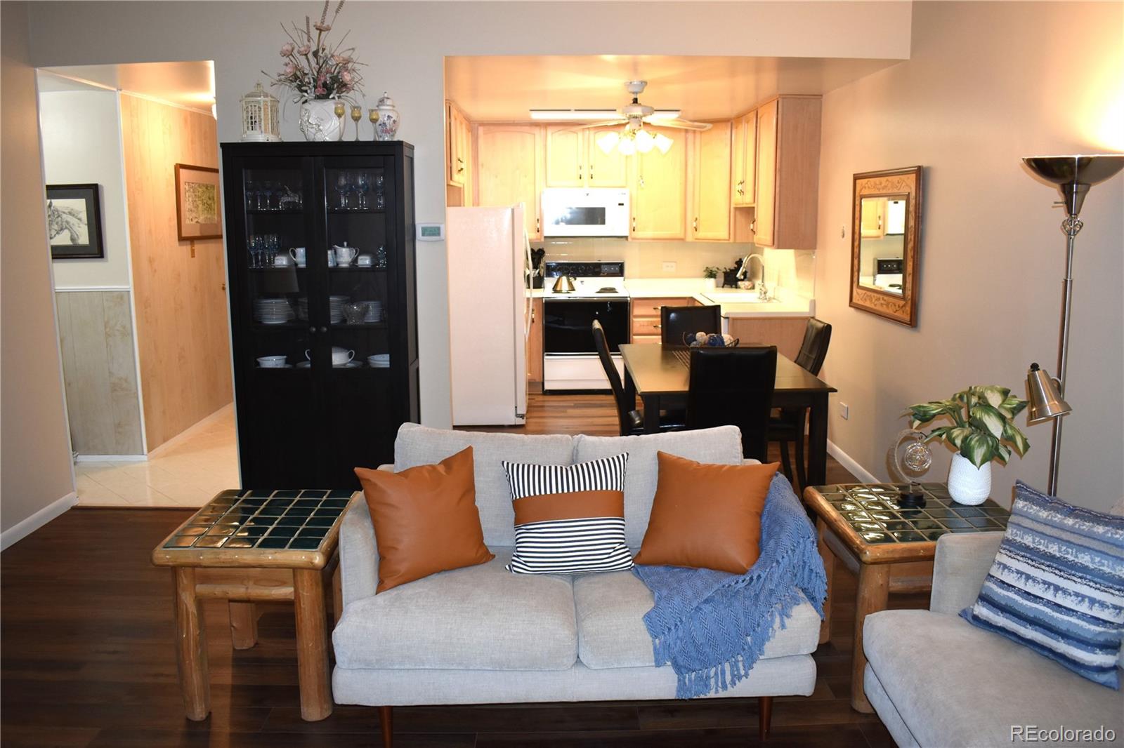 MLS Image #13 for 350 s clinton street,denver, Colorado