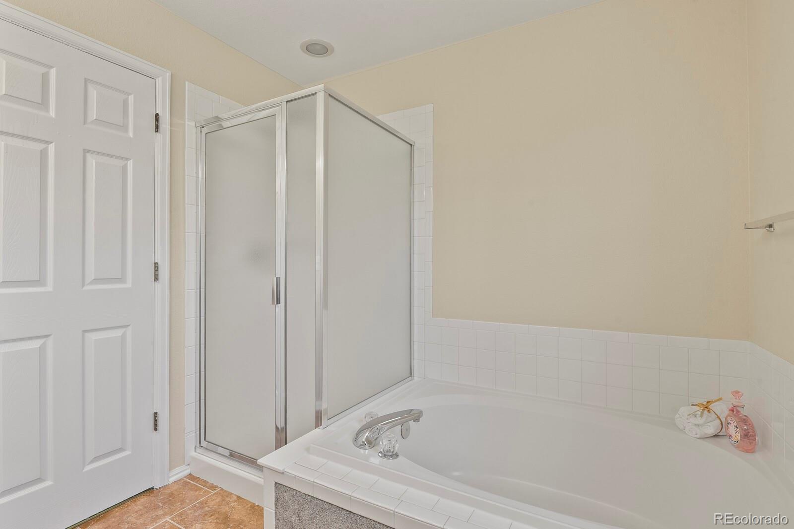 MLS Image #16 for 18072 e lake avenue,aurora, Colorado
