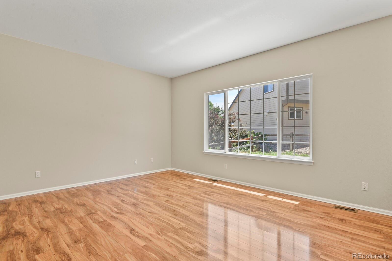MLS Image #8 for 18072 e lake avenue,aurora, Colorado