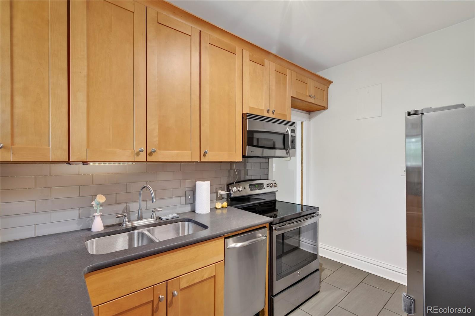 MLS Image #12 for 3421 e 16th avenue,denver, Colorado