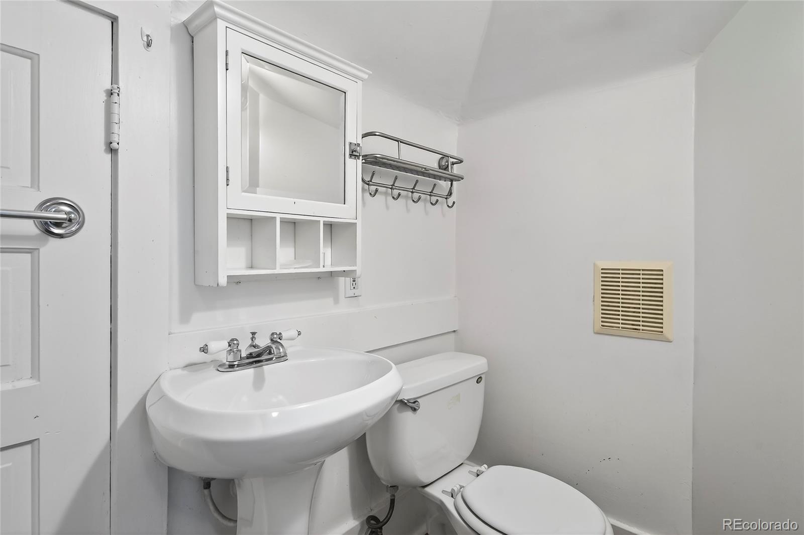 MLS Image #14 for 3421 e 16th avenue,denver, Colorado