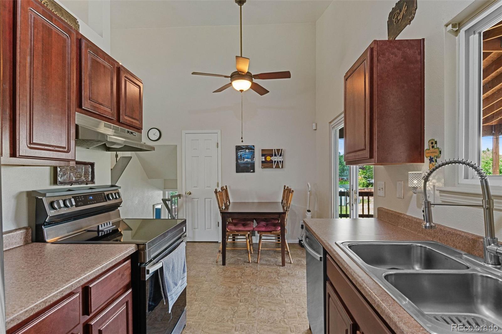 MLS Image #10 for 3895 s truckee court,aurora, Colorado