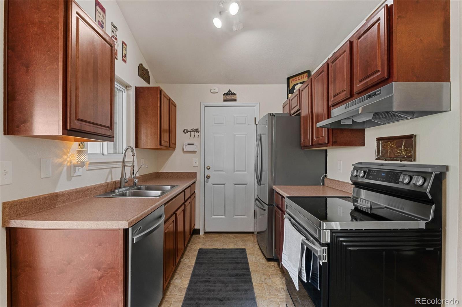 MLS Image #8 for 3895 s truckee court,aurora, Colorado