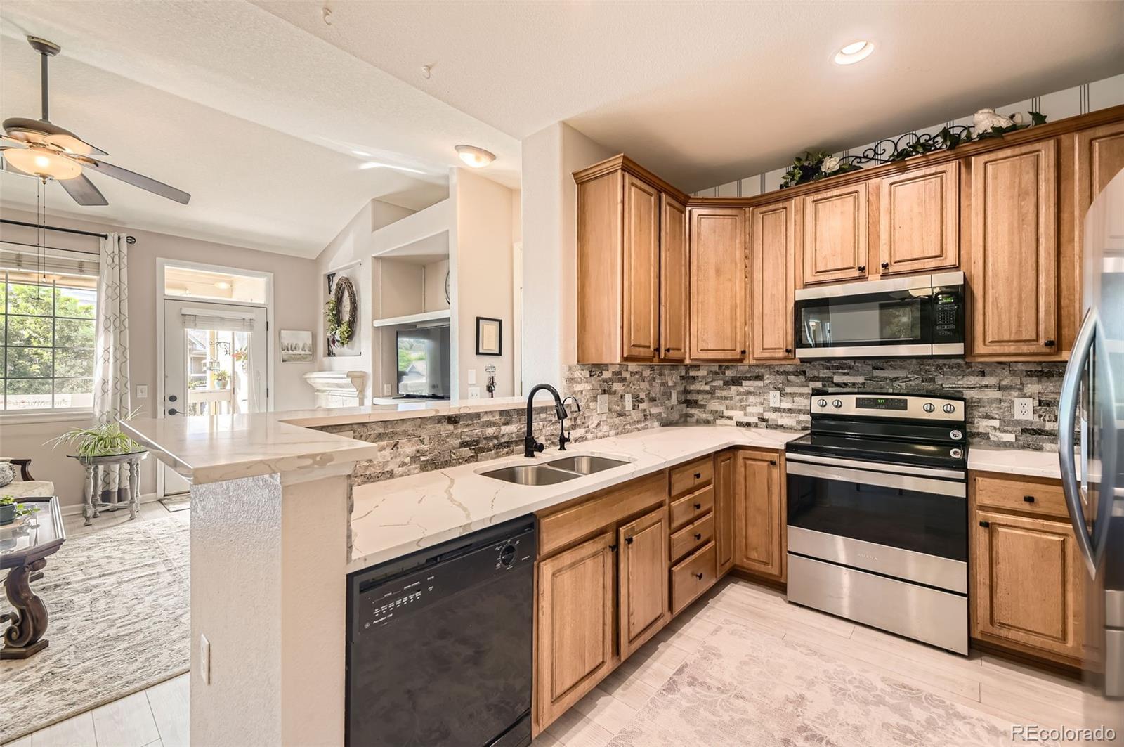 MLS Image #7 for 10467 w hampden avenue 204,lakewood, Colorado