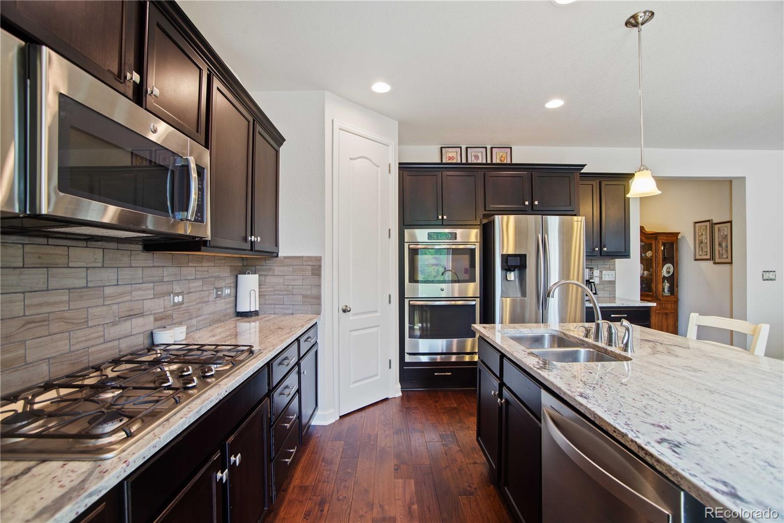 MLS Image #10 for 25536 e 1st avenue,aurora, Colorado