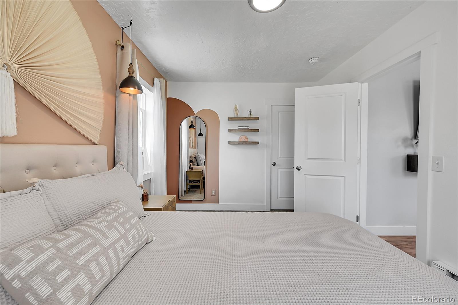 MLS Image #12 for 2001  5th avenue,greeley, Colorado