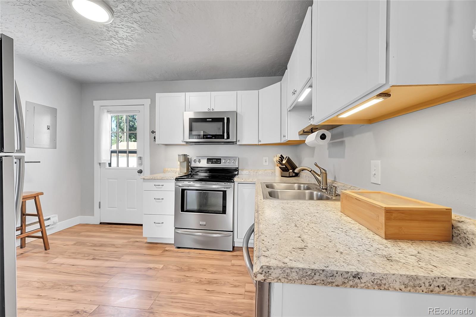 MLS Image #5 for 2001  5th avenue,greeley, Colorado