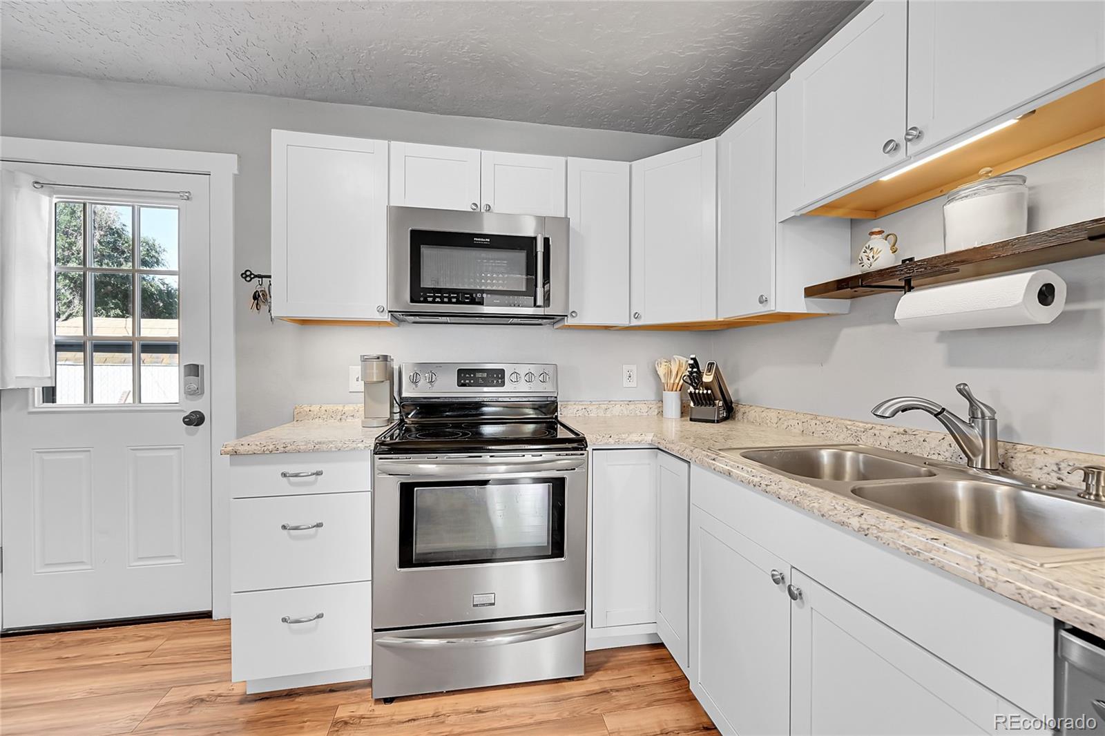 MLS Image #6 for 2001  5th avenue,greeley, Colorado