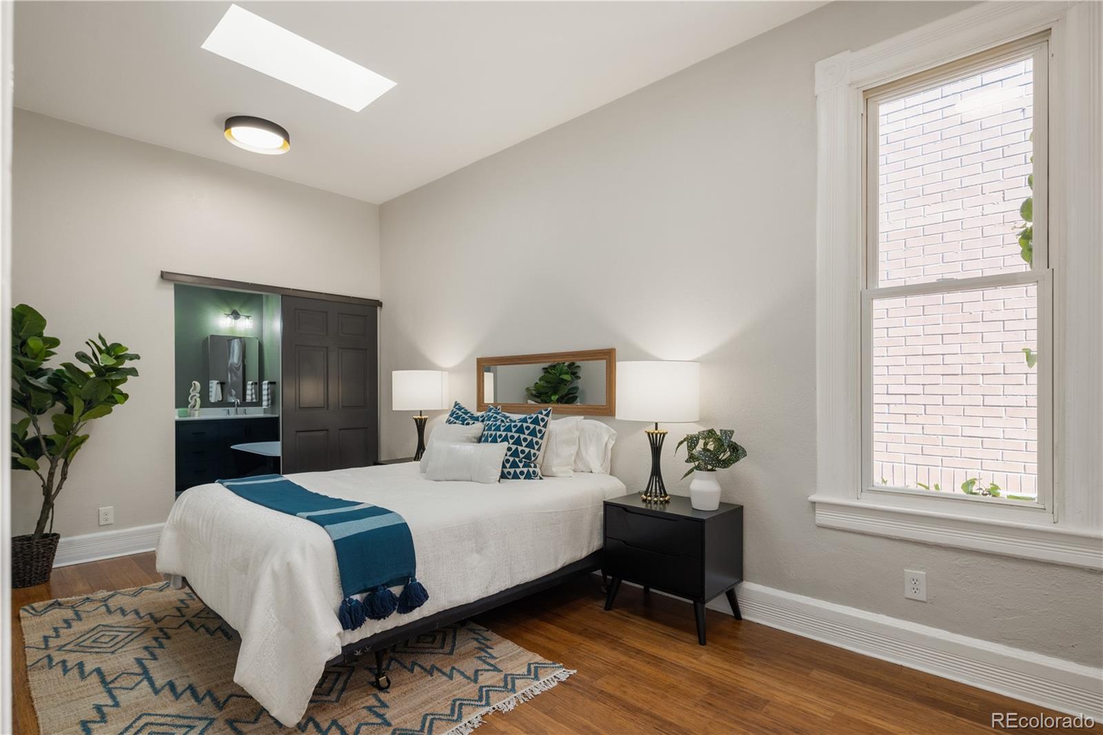 MLS Image #2 for 2355 n emerson st ,denver, Colorado