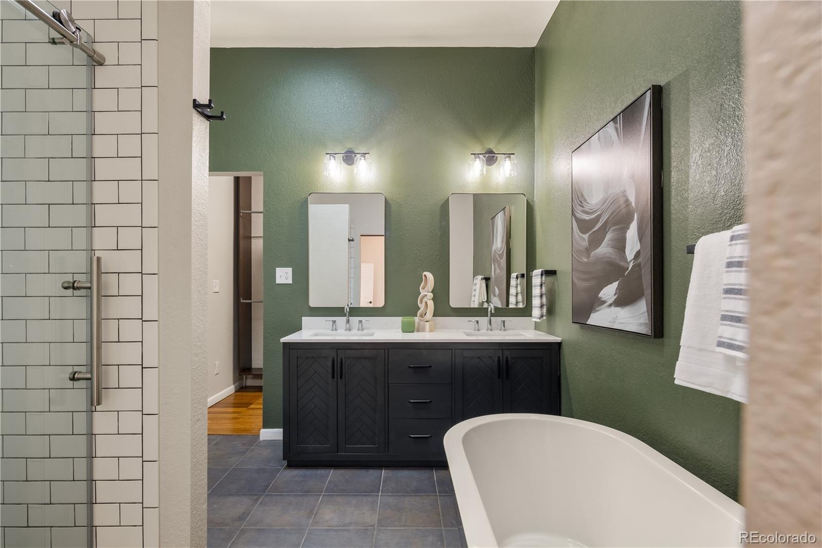 MLS Image #3 for 2355 n emerson st ,denver, Colorado