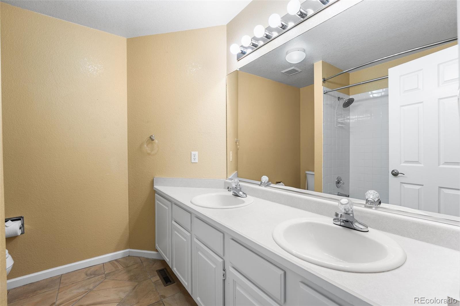 MLS Image #30 for 9365  erminedale drive,lone tree, Colorado