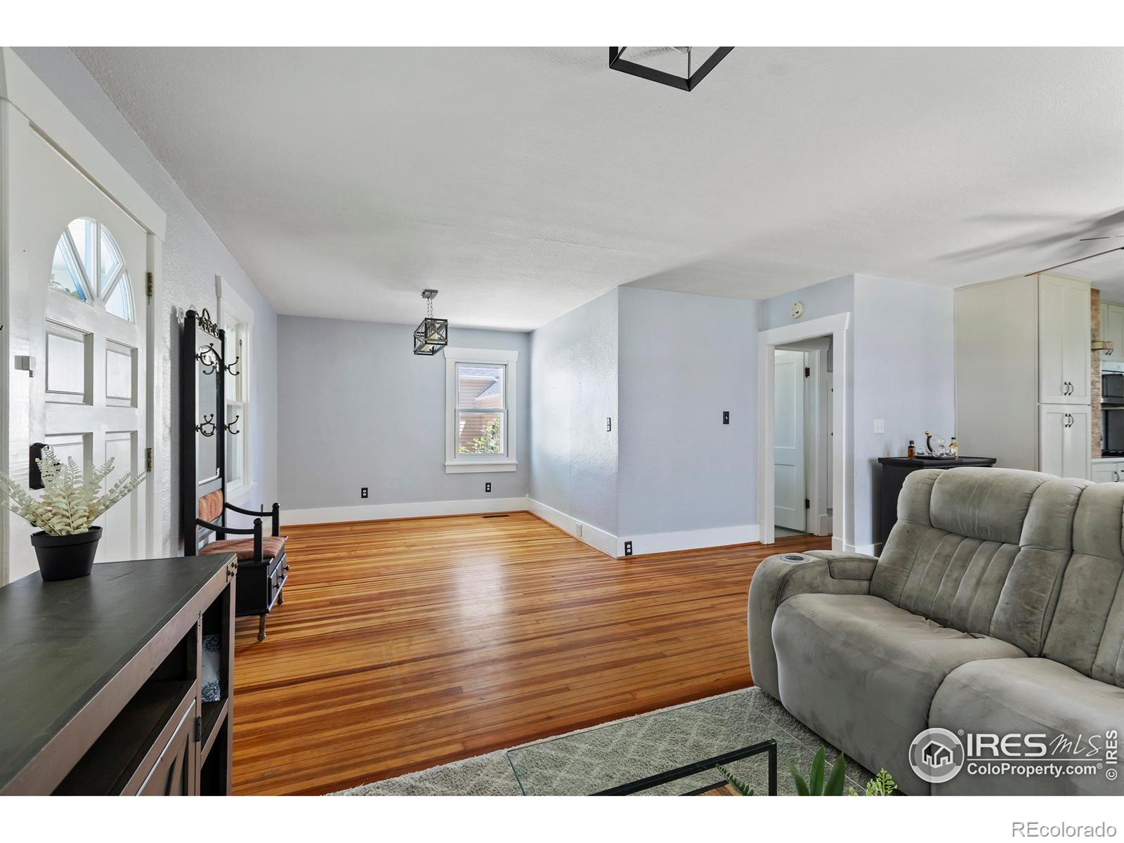 MLS Image #6 for 834  emery street,longmont, Colorado